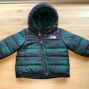 Mt Chimbo Reversible Infant North Face coat 3-6 mo